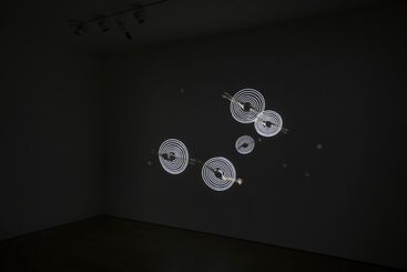 Are my eyes distracting my hearing?, installation view