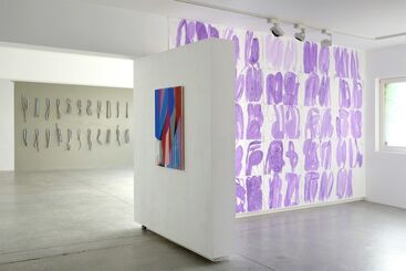 MOMO - BEST PICTURE, installation view