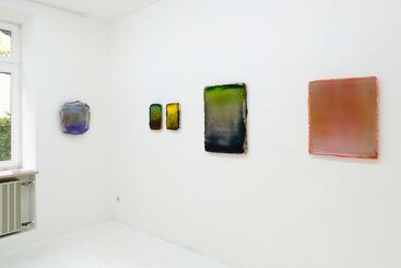 LEV KHESIN Show »in focus | out of focus«, installation view