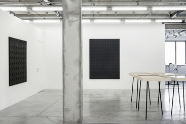 Turi Simeti 'Le Choix du signe', installation view