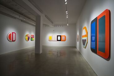 Beverly Fishman: PAIN MANAGEMENT, installation view