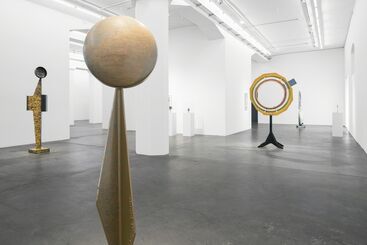 David Smith: Form in Colour, installation view