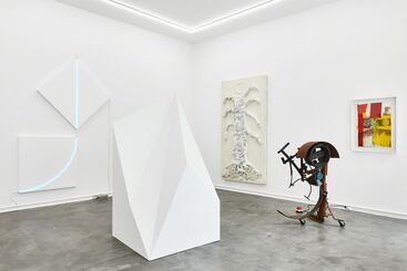 A brief history of shaped modernity, installation view