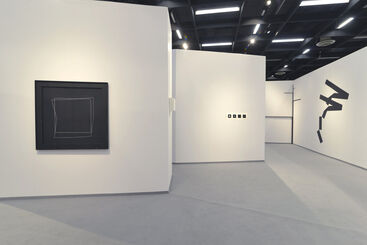 Edition & Galerie Hoffmann at Art Cologne 2021, installation view