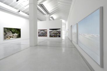 Massimo Vitali, installation view