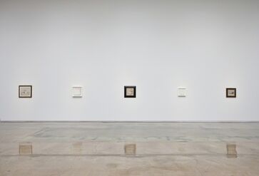Giorgio Morandi + Robert Ryman: Object/Space, installation view