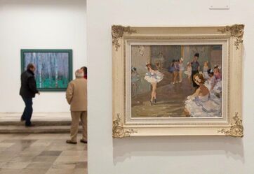 Life in the Twentieth Century Russian Painting, installation view