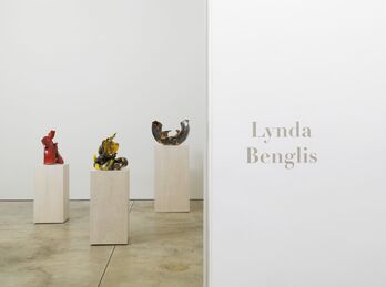 Lynda Benglis, installation view