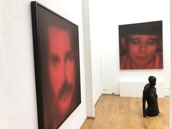 Aron Demetz / Nikolai Makarov, installation view