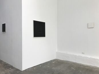 Martin Wöhrl: Hand In Hand, installation view