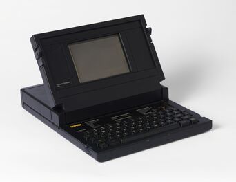 William Moggridge, ‘GRiD compass laptop computer prototype’, 1981