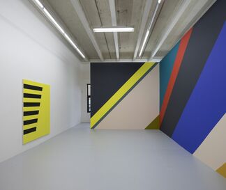 Lothar Götz - Backstage, installation view