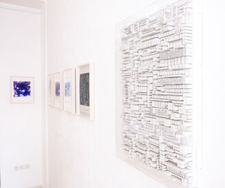 Blessed Hands (神技）– Kamiwaza (紙技), installation view