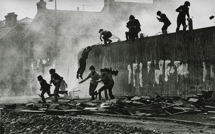 Don McCullin, ‘Gangs of Boys Escaping C.S. Gas Fired by British Soldiers, Londonderry, Northern Ireland’, 1971