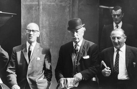 Fausto Giaccone, ‘Londra, tre uomini escono dalla Borsa’, 1970