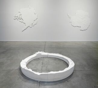 Maya Lin: Ebb and Flow, installation view