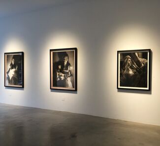 Annie Murphy-Robinson - Shadow and Light, installation view