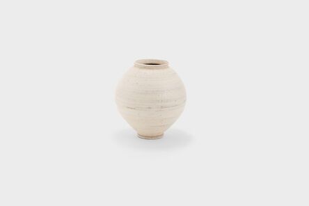 Yu Yong-cheol, ‘White slip-brushed buncheong moon jar’, 2015