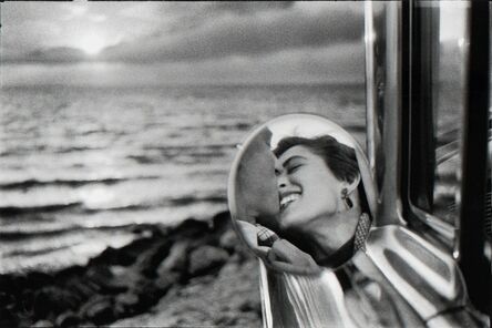 Elliott Erwitt, ‘Santa Monica, California (California Kiss)’, 1955