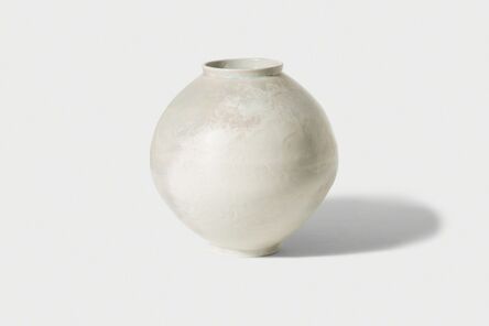 Kyu-tag lee, ‘Yoben White Porcelain Moon Jar’, 2014