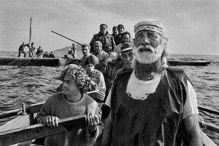 Sebastião Salgado, ‘Pêcheurs au départ de la Mattanza, Trapani, Sicile, Italie’, 1991