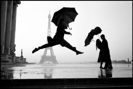 Elliott Erwitt, ‘Eiffel Tower, Paris’, 1989