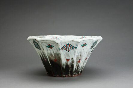 Tomoo Hamada, ‘Bowl, black and white glazes with akae decoration’, n/a