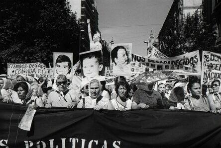 Eduardo Gil, ‘Niños desaparecidos. Secunda Marcha de la Resistancia, Buenos Aires, 9-10 décembre 1982’, 1982