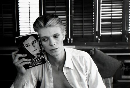 Steve Schapiro, ‘Bowie with Keaton Book, New Mexico’, 1975