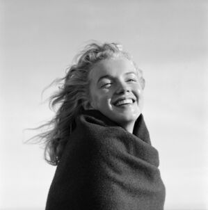 Joy (Marilyn Monroe), near Mailbu, California