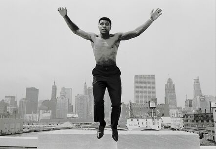 Thomas Hoepker, ‘Muhammed Ali jumping from a bridge over the Chicago River’, 1966
