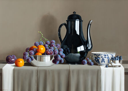 Tony de Wolf, ‘Reflected Grapes in Black Teapot’