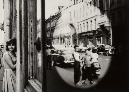 William Klein, ‘Ovale Reflection, Moscow’, 1959
