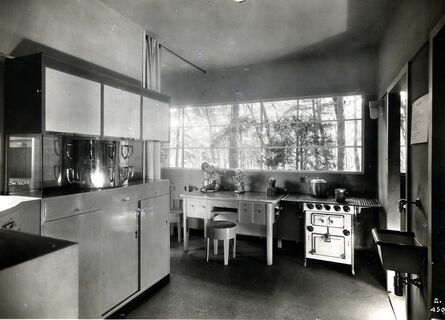 Gruppo 7, ‘Casa Elettrica, cucina, IV Triennale di Milano’, 1930