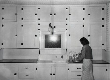 Russell Lee, ‘Kitchen of tenant purchase client; Hidalgo County, Texas (Farm Security Administration)’, 1939