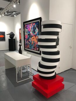 Galerie Vivendi at SCOPE Miami Beach 2019, installation view