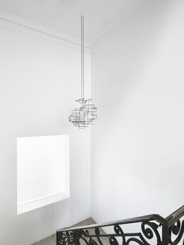 Antony Gormley — LIVING ROOM, installation view