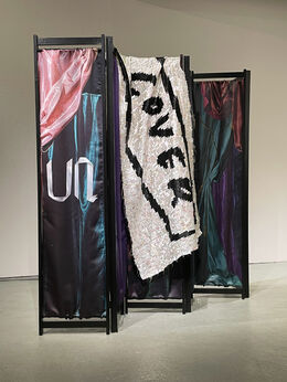 Lyndal Walker, ‘uncoverup’, 2021