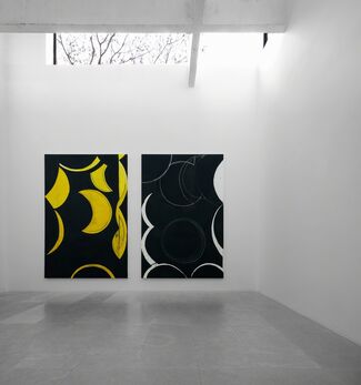 Thomas Houseago — Before the Room, installation view