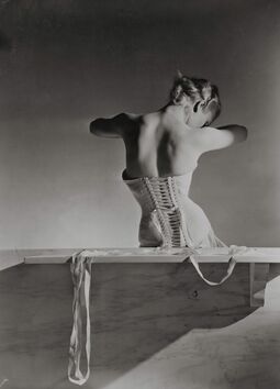 Horst P. Horst, ‘Corset by Detolle for Mainbocher’, 1939