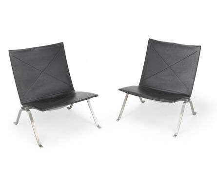 Poul Kjærholm, ‘A pair of PK22 side chairs’