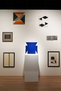 Leon Tovar Gallery at ADAA: The Art Show 2021, installation view
