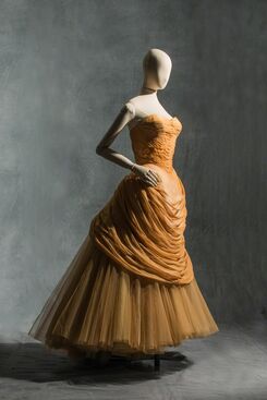 Charles James, ‘Robe du soir Cygne,’, 1955-1956