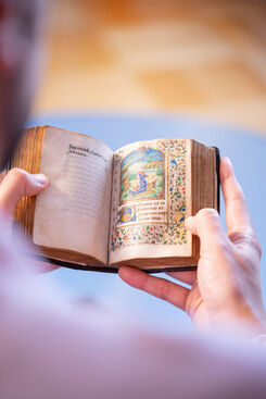 Master of the Troyes Missal, ‘Charming Book of Hours (use of Besançon) with thirteen illuminated pages’, ca. 1460