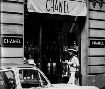 Douglas Kirkland, ‘Chanel Atelier, 1962’, 1962