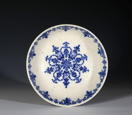 Saint Cloud Porcelain Factory, ‘AN EARLY SAINT CLOUD BOWL’, 1695-1715