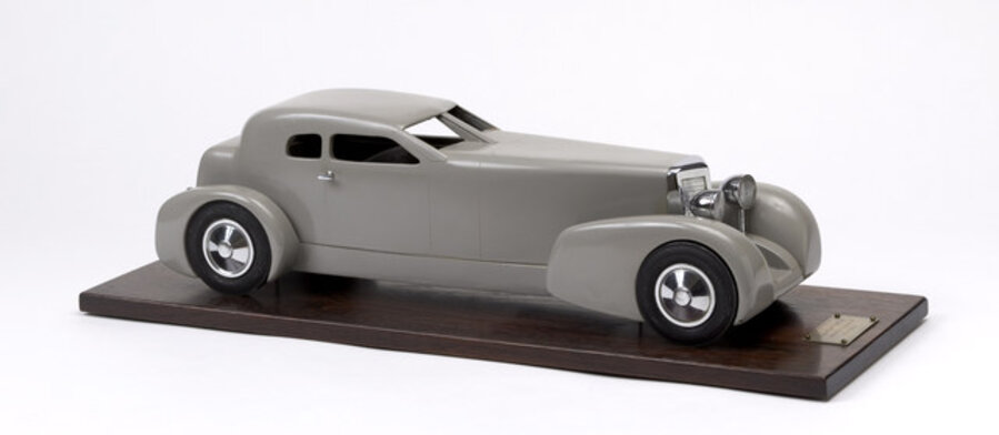 "Marmon Twelve" automobile model