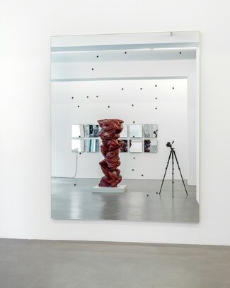Objects are closer than they appear, installation view