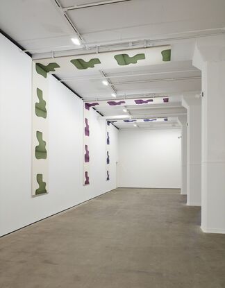 Landon Metz: Asymmetrical Symmetry, installation view
