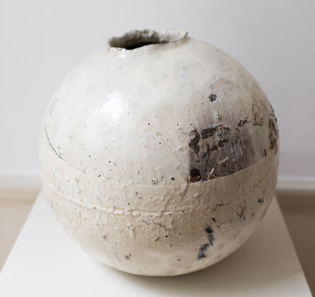 Shiro Tsujimura, ‘Kohiki Round Jar’, 2019